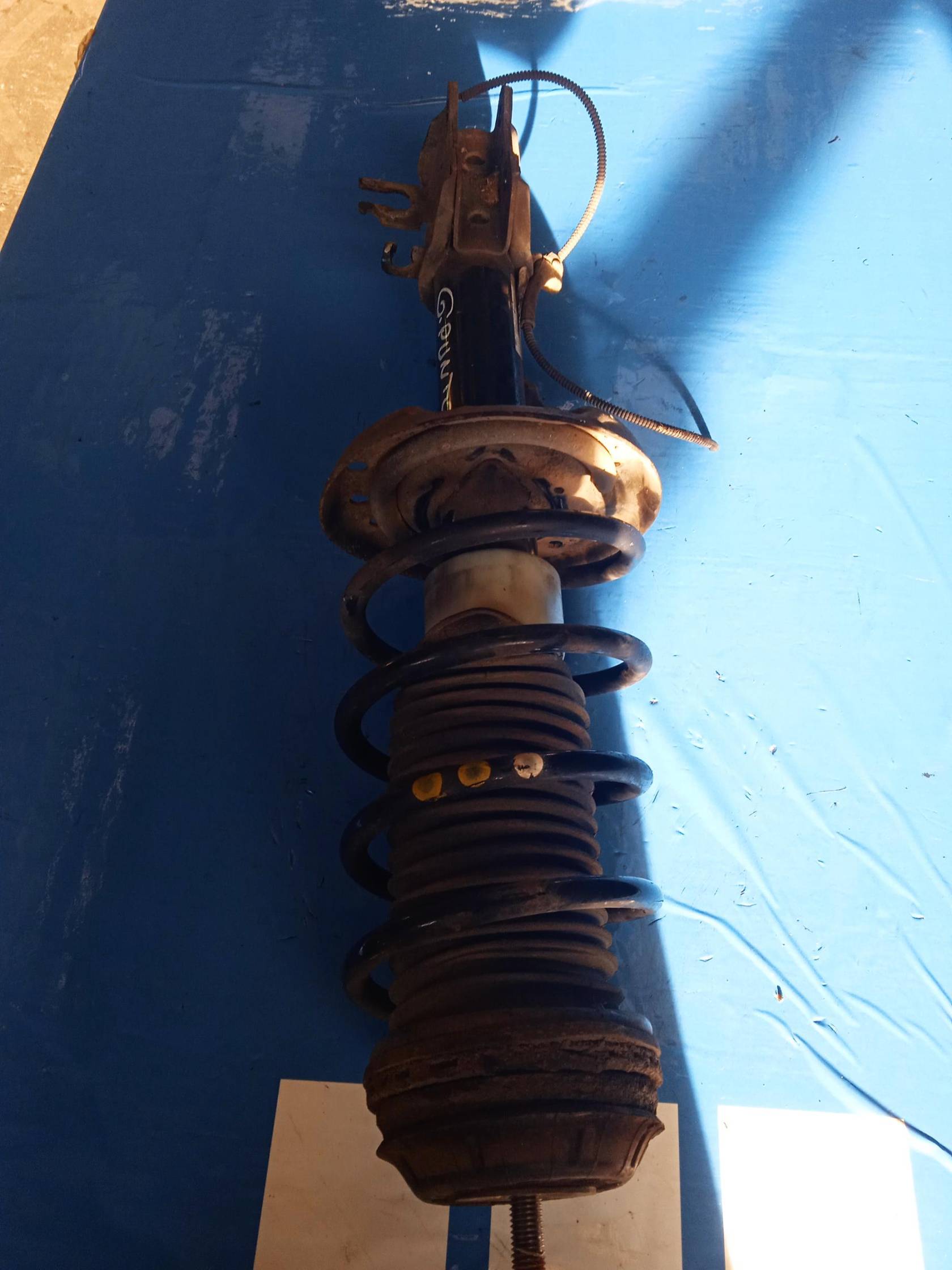 Ammortizzatore ant. dx.